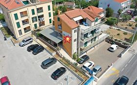 Nina Apartments